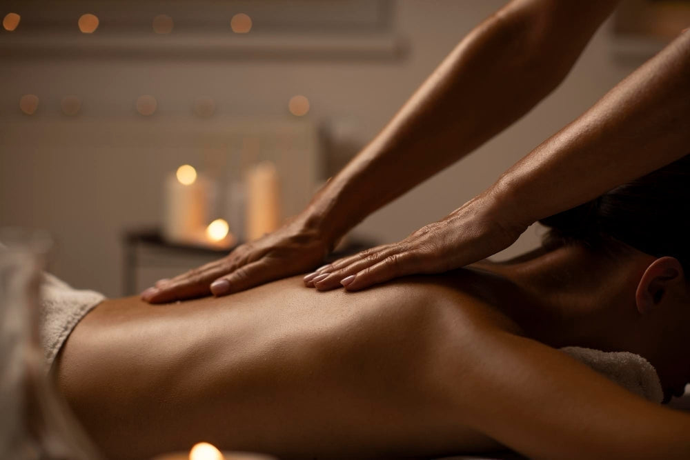 Comment utiliser une bougie de massage ? Intimae