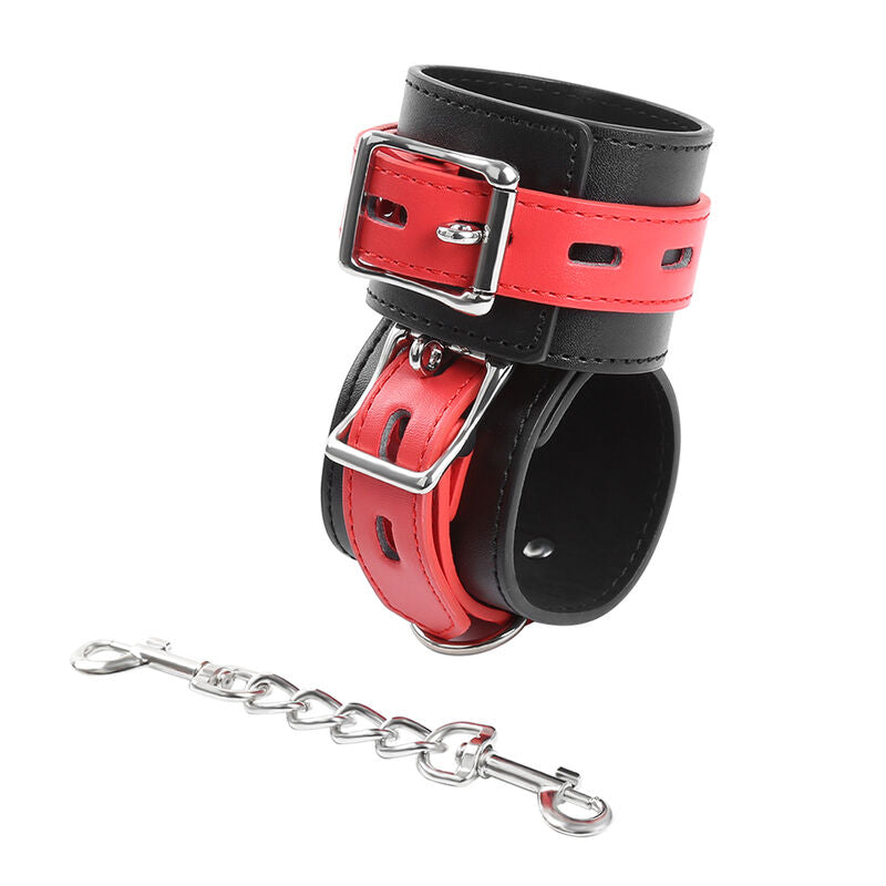 Wrist restraints locking buckle