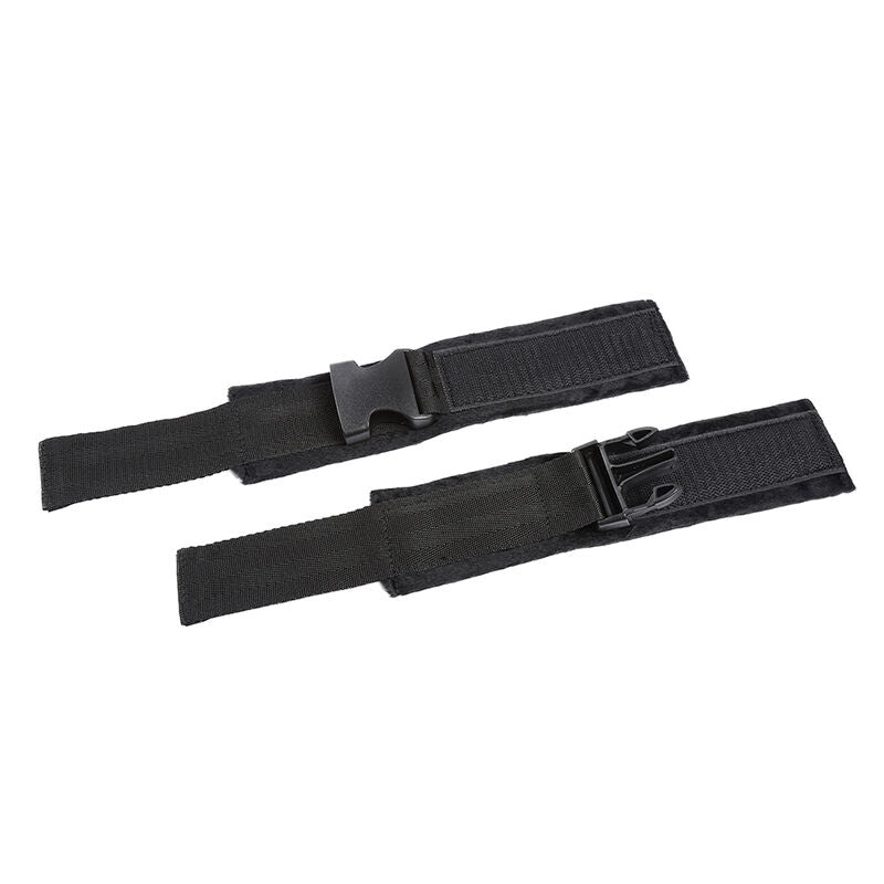 Hook and loop closure nylon wrist restraints
