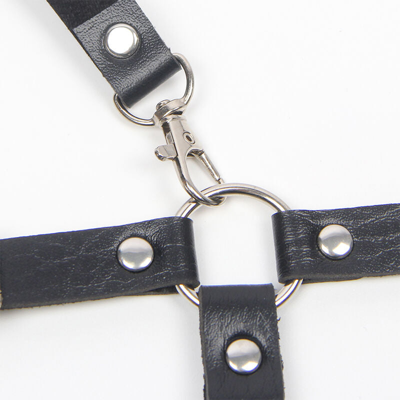 Harness with straps and chain details one size