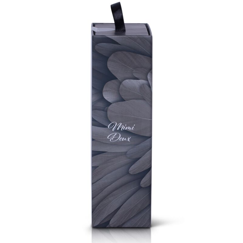 Cute two-lilac masseur