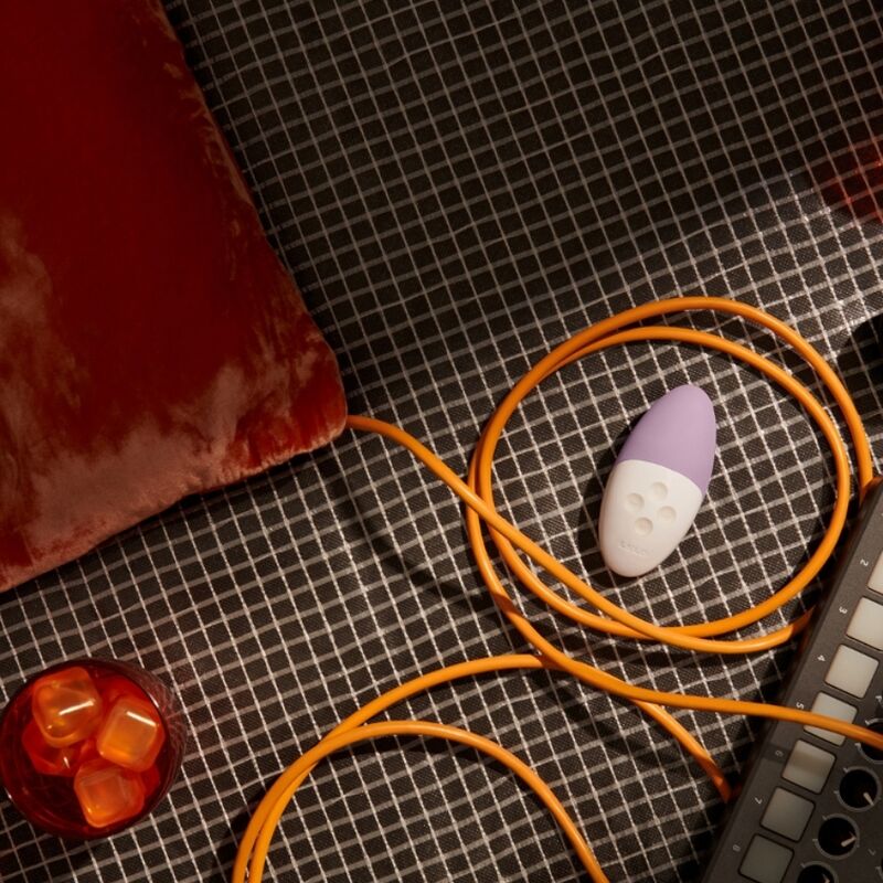 Siri 3 calming clitoris massager lavender