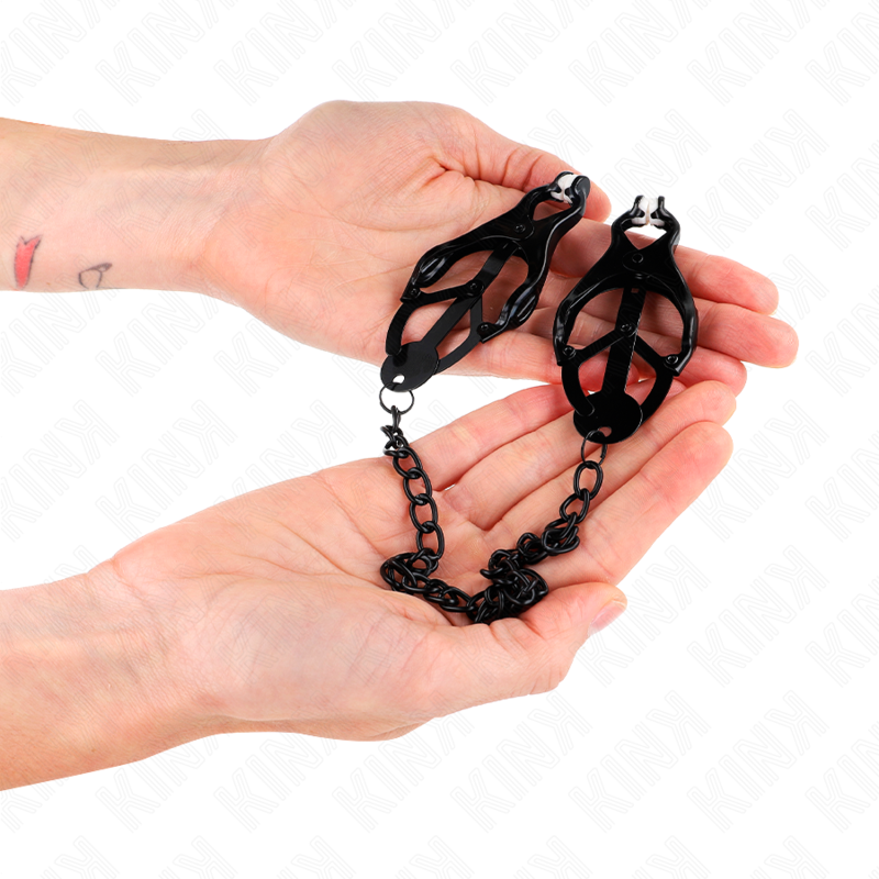 KINK - JAPANESE CLOVER EAR CLIPS WITH 30CM BLACK CHAIN