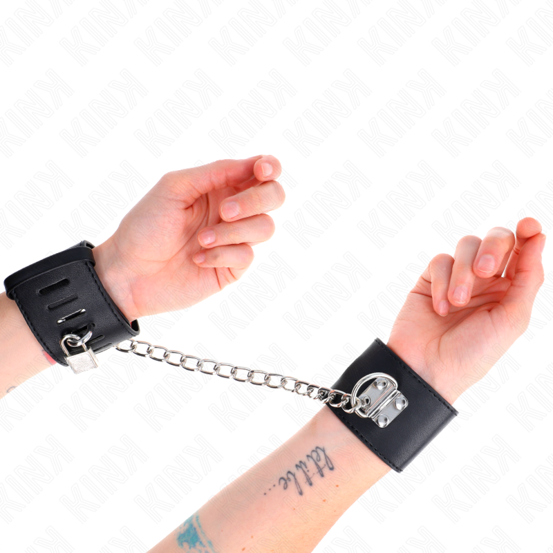 Fixed wrist restraints with 30 cm chain and adjustable black padlock closure 16-23 cm x 5.5 cm