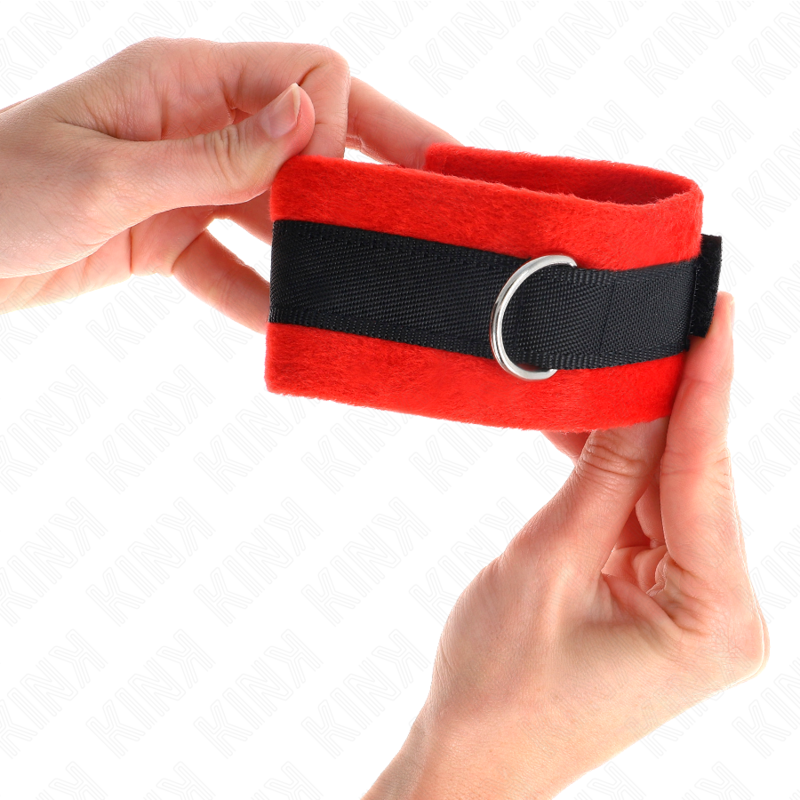 Black-red fur beginner cuffs 30 x 7 cm
