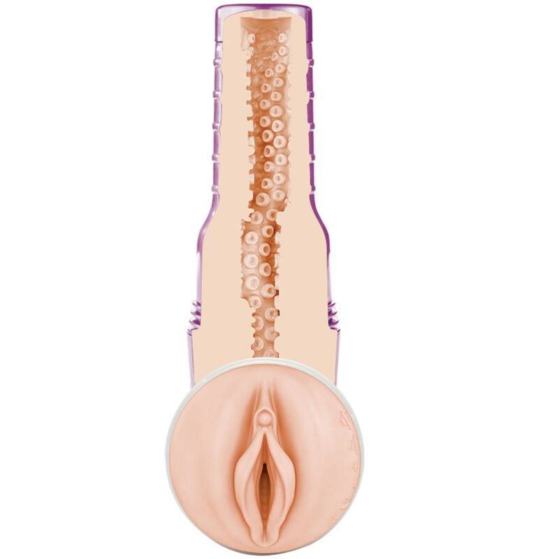 Sasha Nakamoto vagina