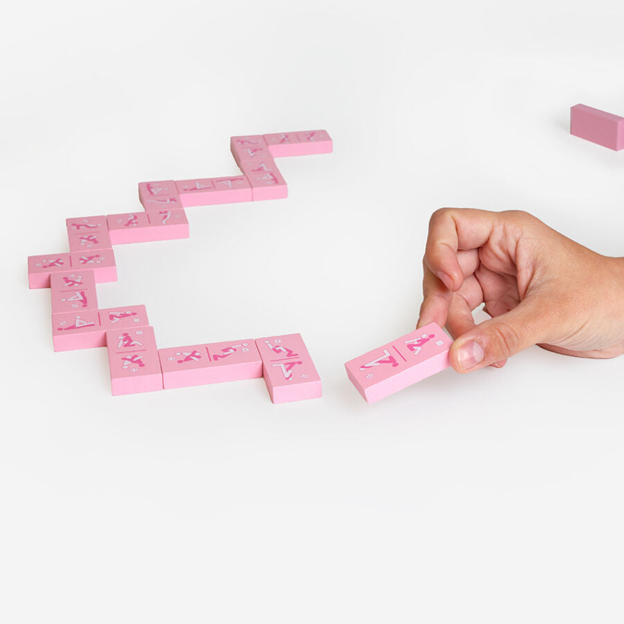 Kinky wooden dominoes set