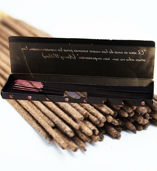 Erotic incense with cinnamon pheromones