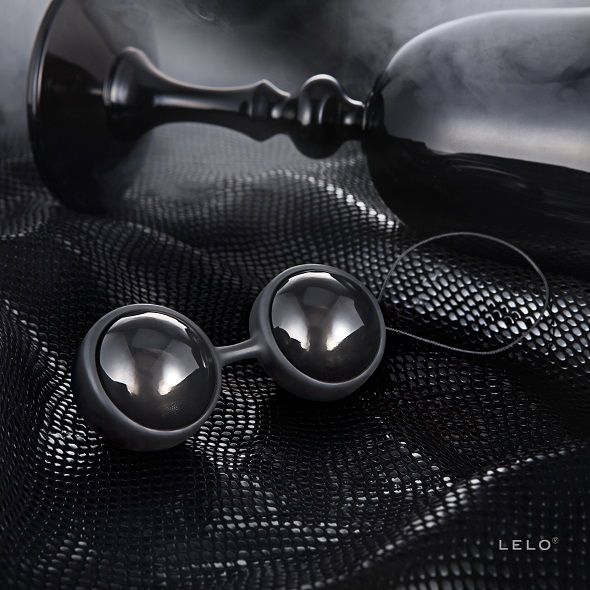 LELO - LUNA BEADS BLACK KEGEL BALLS