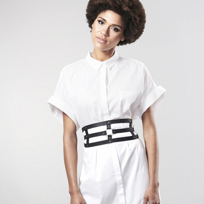 Indiscrets labyrinth belt with black strap