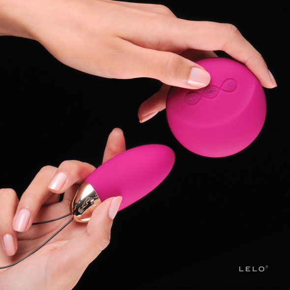 LELO - LYLA 2 CHERRY MASSAGE EGG INSIGNIA DESIGN EDITION