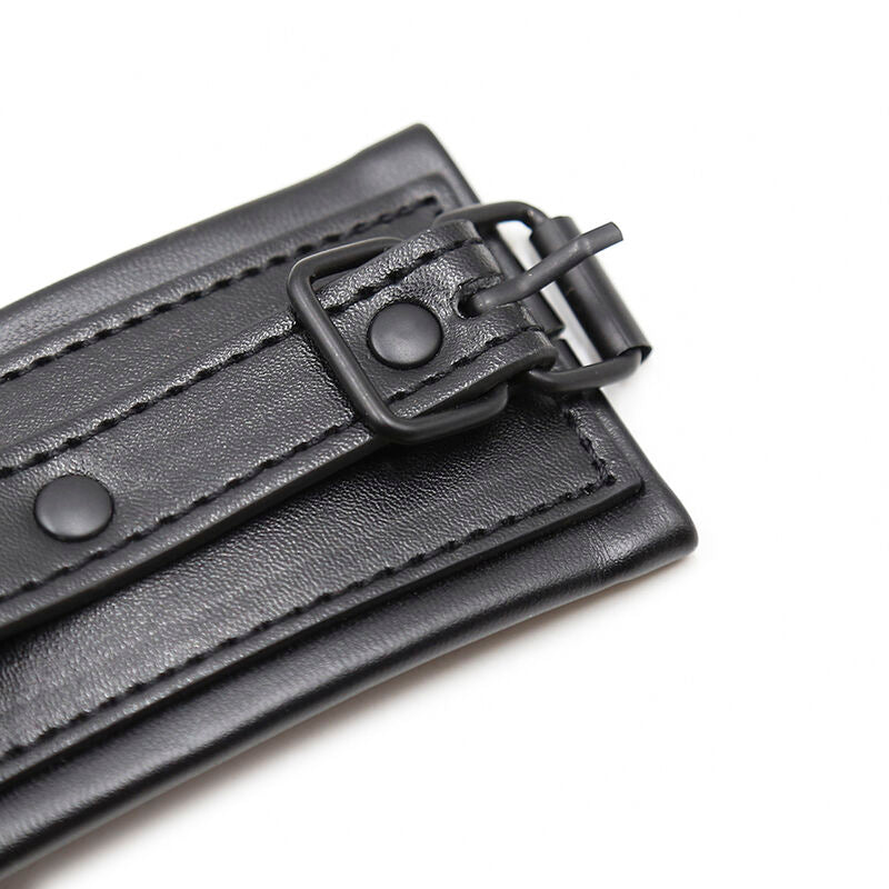 Menottes BDSM Poignets Cuir Ajustables Taille Unique - Ohmama